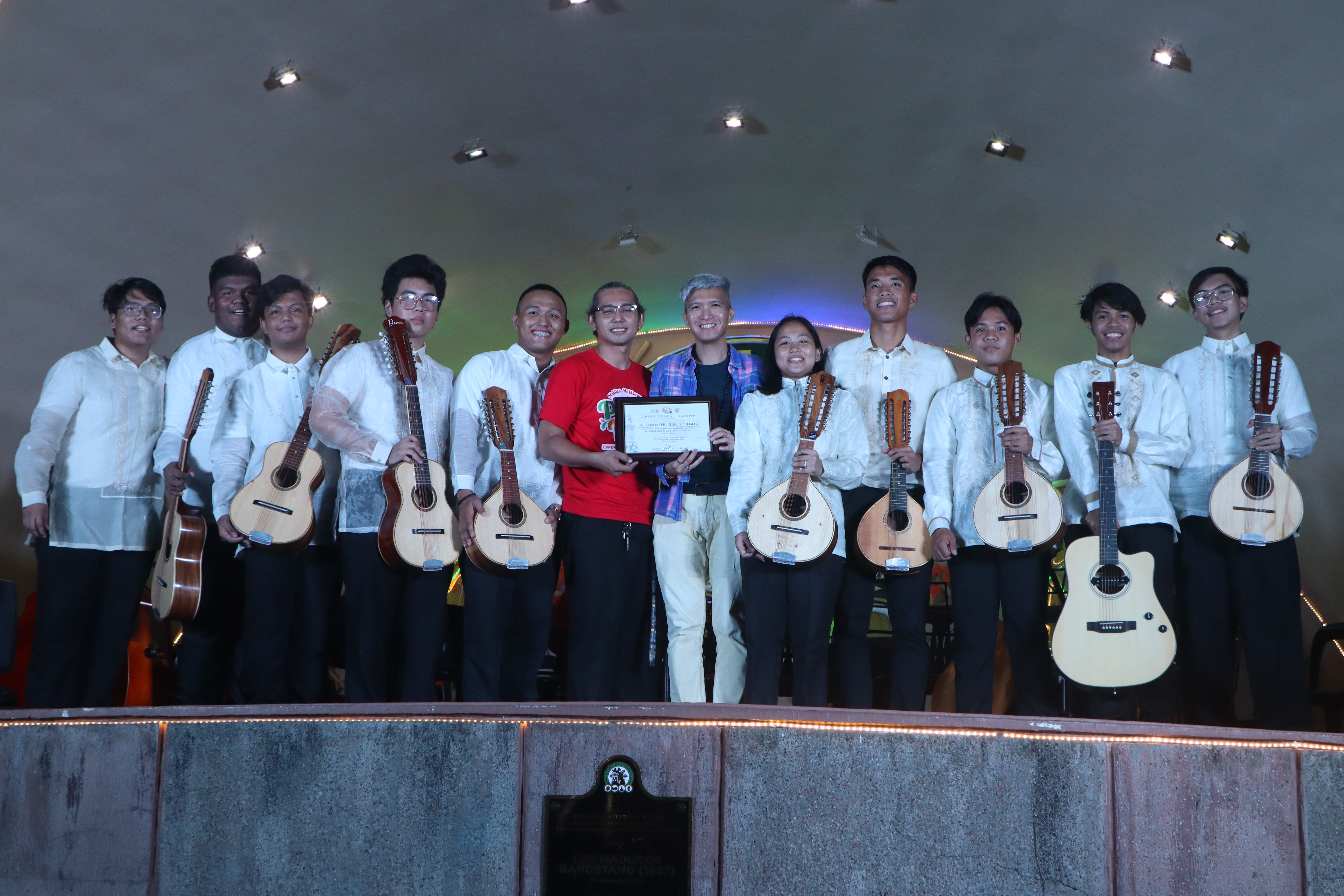 SERENADA PERPETUAL RONDALLA